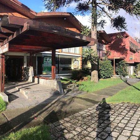Hotel Costanera Pucón Esterno foto